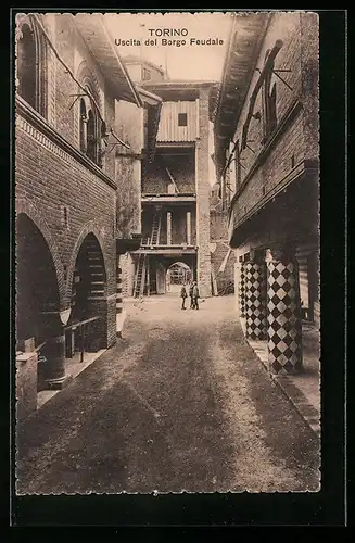 AK Torino, Uscita del Borgo Feudale