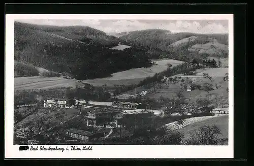 AK Bad Blankenburg i. Thür. Wald, Ortspartie mit Bergen