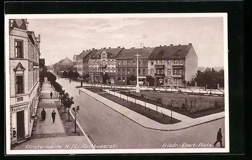 AK Finsterwalde /N. L., Friedr.-Ebert-Platz