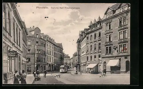 AK Pforzheim, Östliche Karl Friedrichstrasse mit Geschäften und Strassenbahn