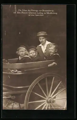 AK Söhne des Herzogs von Braunschweig mit Prinz Christian Ludwig zu Mecklenburg