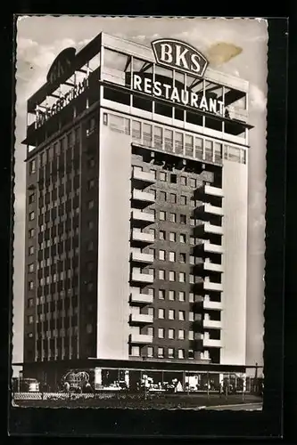 AK Velbert /Rhld., Wasserturm-Hochhaus, Haus Niederberg