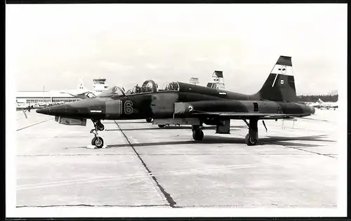 Fotografie Flugzeug Northrop T-38 Talon mit Camouflage der Luftsttreitkräfte Kanada