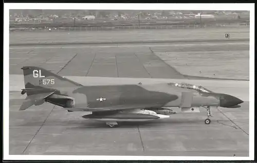 Fotografie Flugzeug McDonnell F-4 Phantom der US-Air Force, 37GL-575