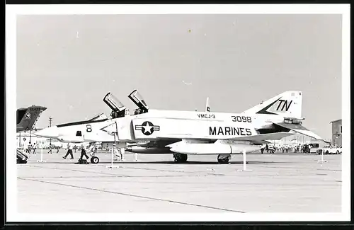 Fotografie Flugzeug McDonnell F-4 Phantom der US-Marines, VMCJ-3 No. TN-3098