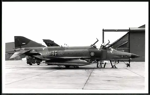 Fotografie Flugzeug McDonnell F-4 Phantom der Deutschen Luftwaffe, Kennung 35-83