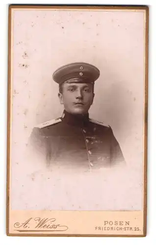 Fotografie A. Weiss, Posen, junger Soldat in Uniform Rgt. 5
