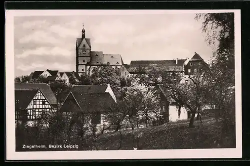 AK Ziegelheim /Bez. Leipzig, Ortsansicht mit Kirche