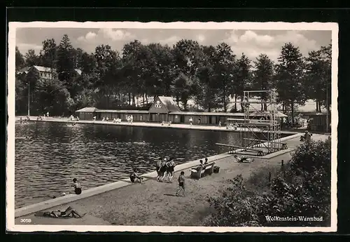 AK Wolkenstein-Warmbad, Badegäste im Freibad