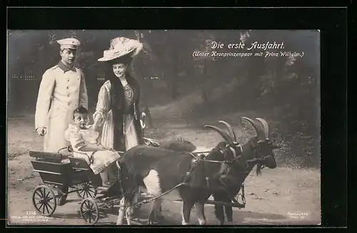 AK Kronprinz Wilhelm von Preussen mit Familie, Prinz Wilhelm auf einem Ziegengespann