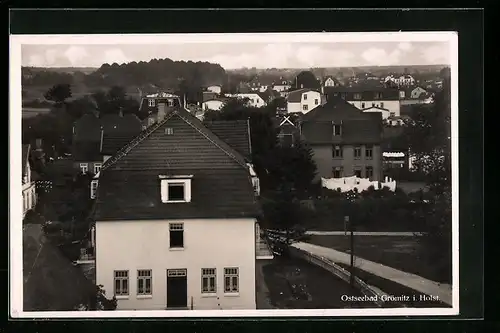 AK Grömitz i. Holst., Ortspartie mit Häusern