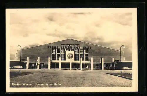 AK Berlin, Warner Seelenbinder Halle