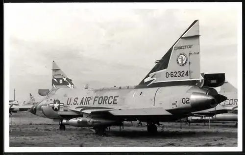 Fotografie Flugzeug Convair F-102 Delta Dagger USAF, FIS Connecticut