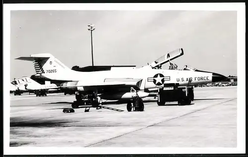 Fotografie Flugzeug McDonnell F-101 Voodoo der USAF, No. 70265
