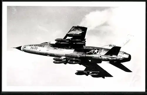 Fotografie Flugzeug Republic F-105 Thunderchief der USAF, FH-173