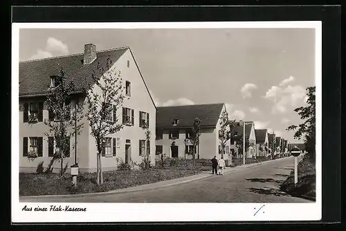 AK Ludwigsburg-Ossweil, Häuserpartie, Flak-Kaserne