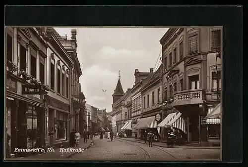 AK Emmerich a. Rh., Kassstrasse mit Geschäften