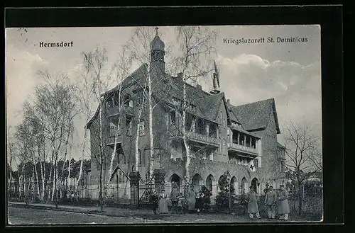 AK Hermsdorf, Kriegslazarett St. Dominicus mit Soldaten