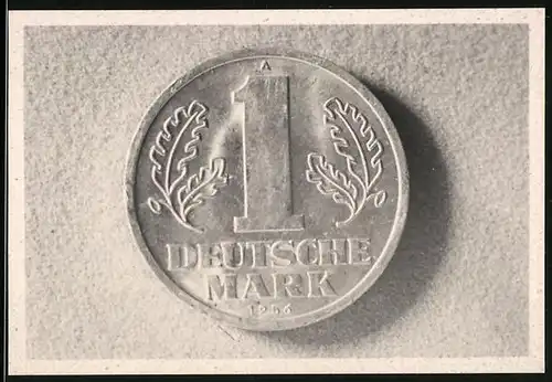 Fotografie 1 Deutsche Mark, Münze von 1956 Prägestätte A (Berlin)