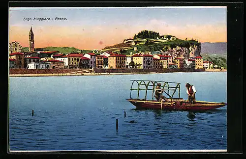 AK Arona /Lago Maggiore, Ortspartie mit Boot