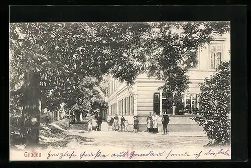 AK Gnadau, Strassenpartie mit Anwohnern