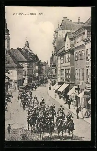 AK Durlach, Ortspartie mit Militärparade