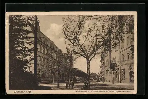 AK Durlach i. B., Schillerstr. mit Gewerbeschule u. Gymnasium