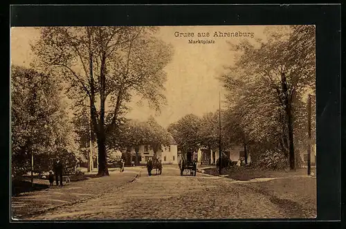 AK Ahrensburg, Kutschen am Marktplatz