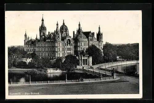 AK Schwerin, Das Schloss