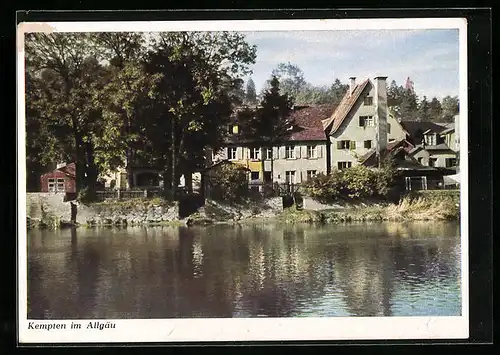 AK Kempten im Allgäu, Illerpartie mit Gebäuden