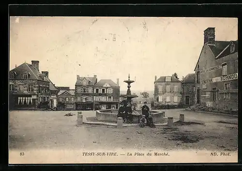 AK Tessy-sur-Vire, La Place du Marché
