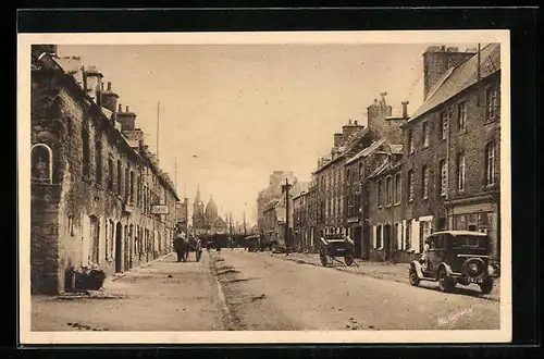AK Valognes, Route de Cherbourg au dernier plan l`Eglise St-Malo