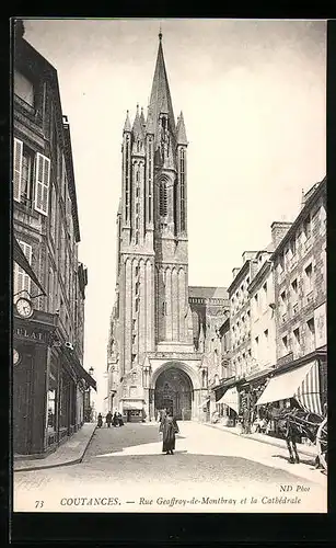 AK Coutances, Rue Geoffroy-de-Montbray et la Cathedrale