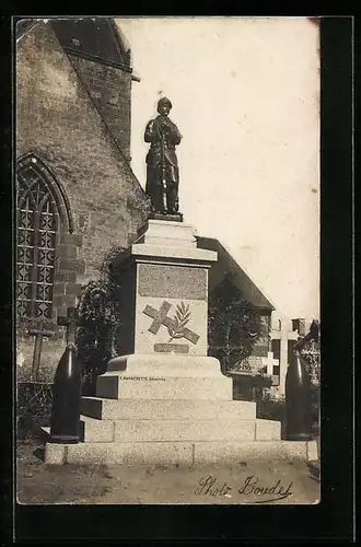 AK St. Martin-de-Landelles, LÉglise, Denkmal