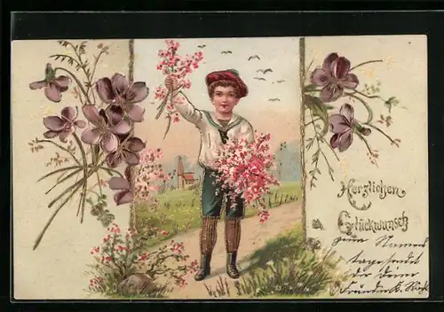 Präge-AK Ein Junge mit hübschen Blumen