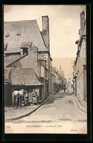 AK Pontorson, La Rue de Tanis