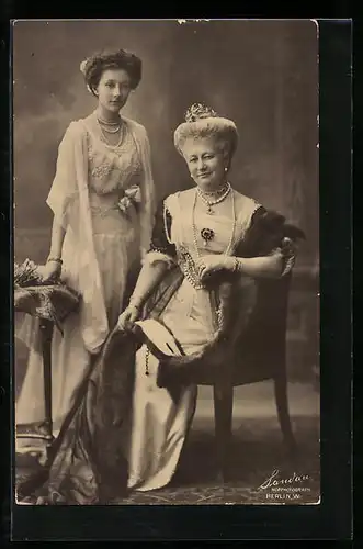 AK Kaiserin Auguste Victoria Königin von Preussen nebst Ihrer Tochter