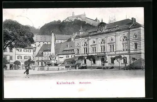 AK Kulmbach, am Denkmal auf dem Marktplatz