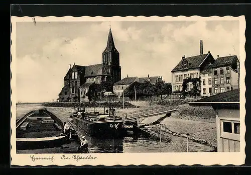 AK Emmerich a. Rhein, Schiffsanlegestelle mit Blick zur Kirche