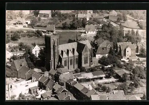 AK Weiden b. Aachen, Blick auf die Kirche in der Stadt, Fliegeraufnahme