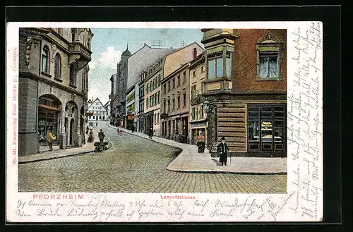 AK Pforzheim, Leopoldstrasse mit Geschäften