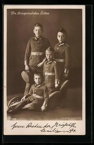 AK Die Kronprinzlichen Söhne in Uniform mit Schirmmützen