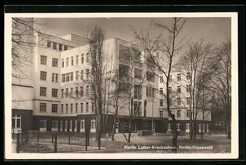 AK Berlin-Grunewald, Martin Luther-Krankenhaus, Caspar Theyss Strasse 27-29