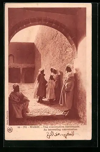 AK Maroc, Araber unterhalten sich auf der Strasse, arabische Volkstypen