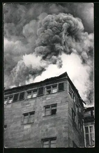 AK Stuttgart, Brand des alten Schlosses im Dezember 1931, Rauchsäule