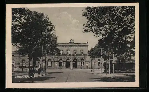 AK Dessau, Blick auf den Bahnhof
