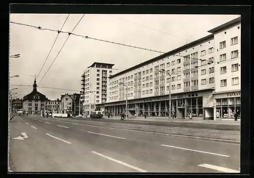 AK Gera, Strasse der Republik mit Geschäften