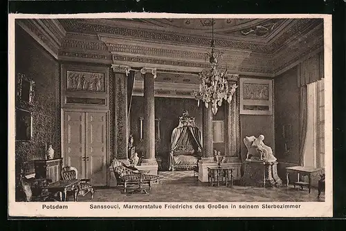 AK Potsdam, Sanssouci, Marmorstatue Friedrichs des Grossen in seinem Sterbezimmer