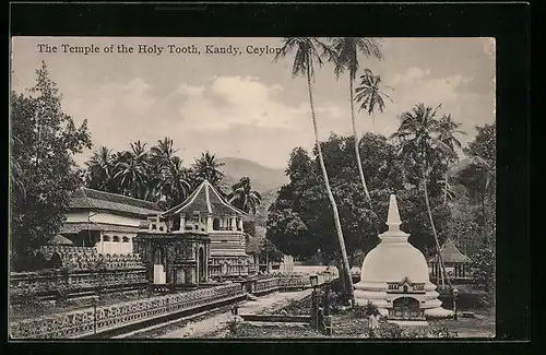 AK Kandy, Temple of the Holy Tooth