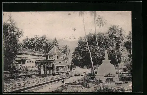 AK Kandy, Temple of the Holy Tooth